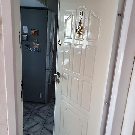 Apartament Cu Regim Hotelier In Dr.Tr. Severin Ντρομπέτα-Τούρνου Σεβερίν Εξωτερικό φωτογραφία