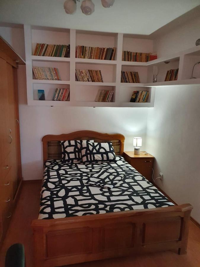 Apartament Cu Regim Hotelier In Dr.Tr. Severin Ντρομπέτα-Τούρνου Σεβερίν Εξωτερικό φωτογραφία